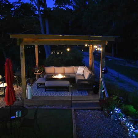 Waterfront Luxury Glamping Dome 호텔 Rogersville 외부 사진