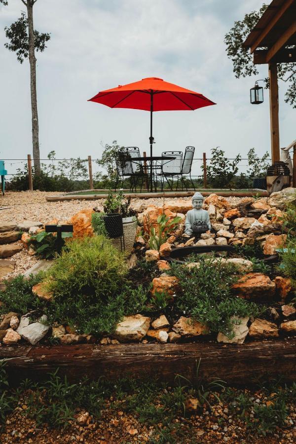 Waterfront Luxury Glamping Dome 호텔 Rogersville 외부 사진